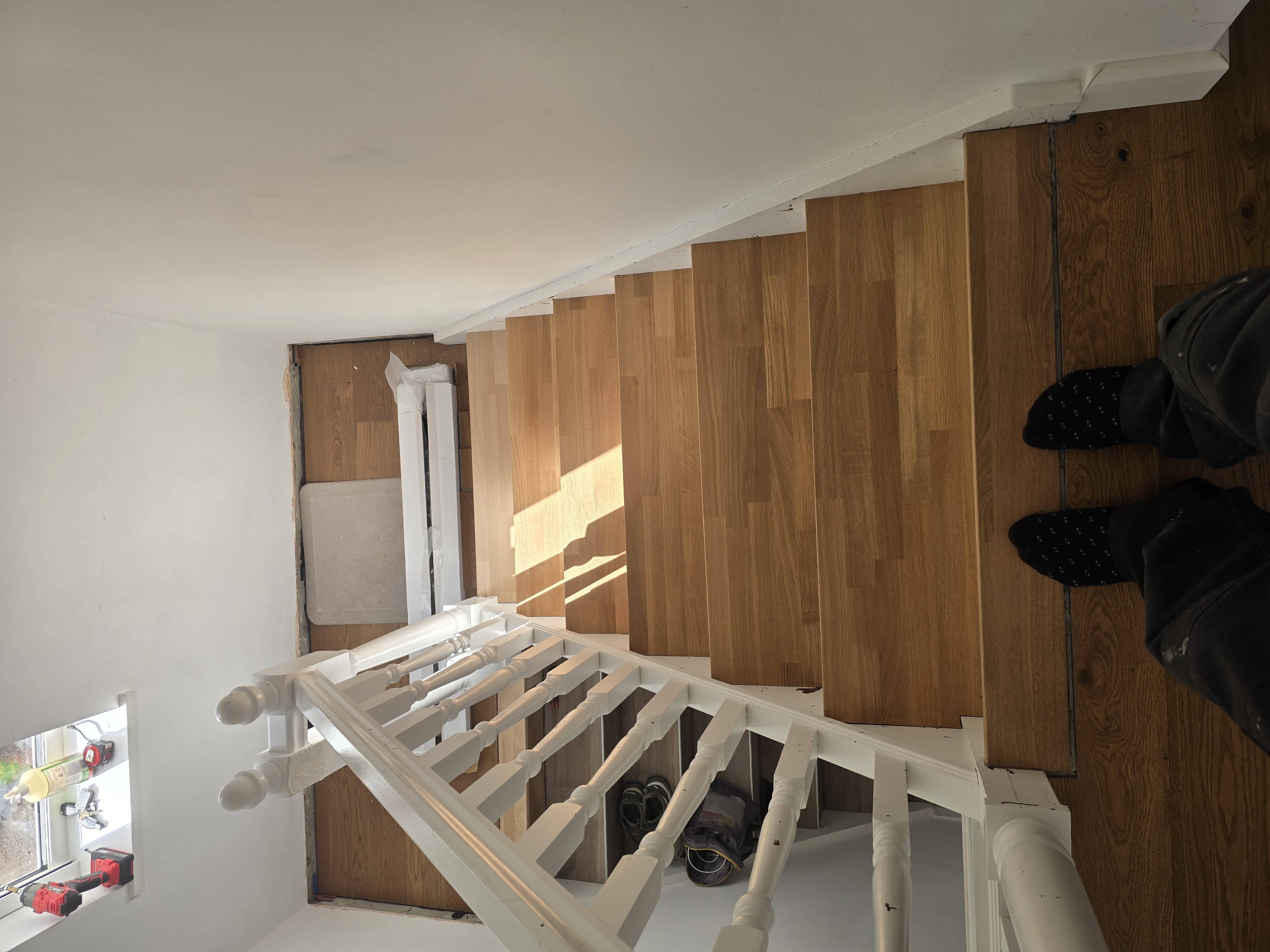 Oak steps by House2Home Cardiff